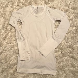 Lululemon Swiftly Tech Long Sleeve